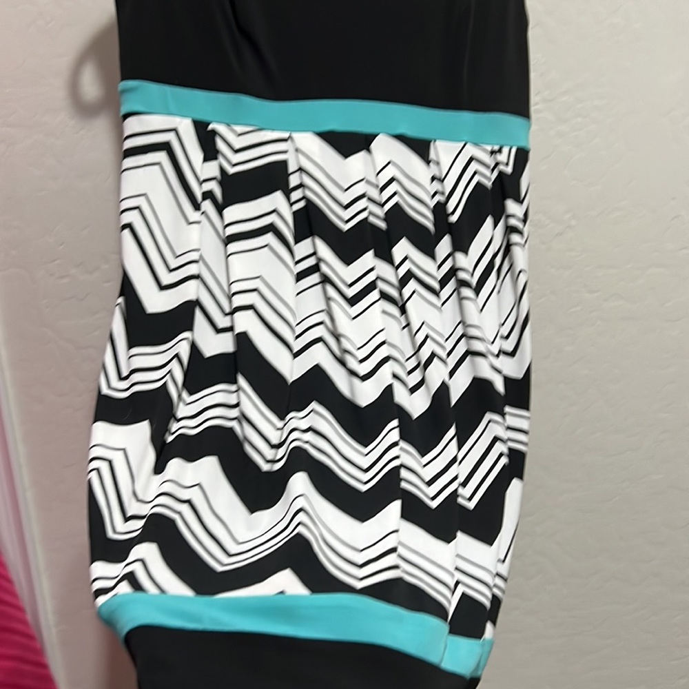 Enfocus Studio Black, white and teal dress. Size 10 - Picture 3 of 5
